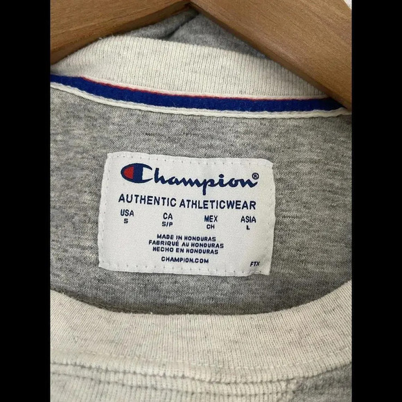 Women’s CHAMPION Gray and white Crew Neck sweatshirt size small - Picture 3 of 4
